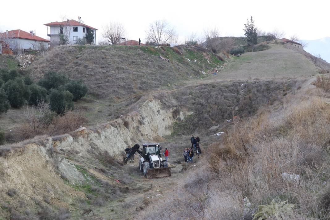 Ebenin dikkati yasak aşkla gelen vahşeti ortaya çıkardı: Gömdüm! 4